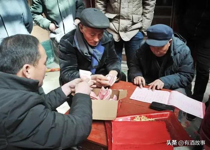 伴娘随礼写礼账吗,伴娘随礼红包1200吉利吗