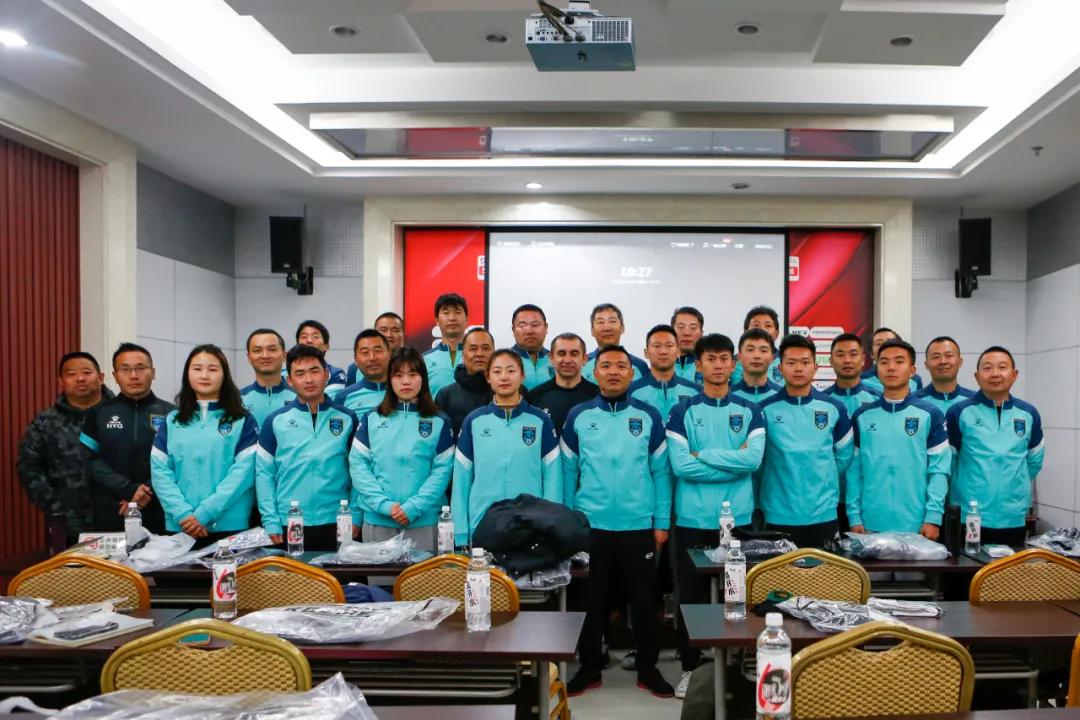 体育教育校园足球人才培训,校园足球体育教师培训平台