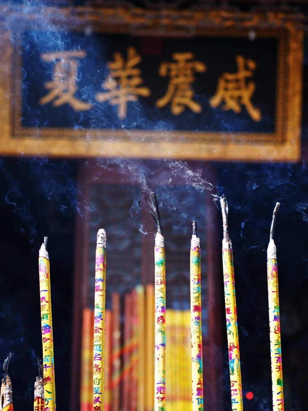 关羽是怎么走到成都的,关羽如何从神变成佛