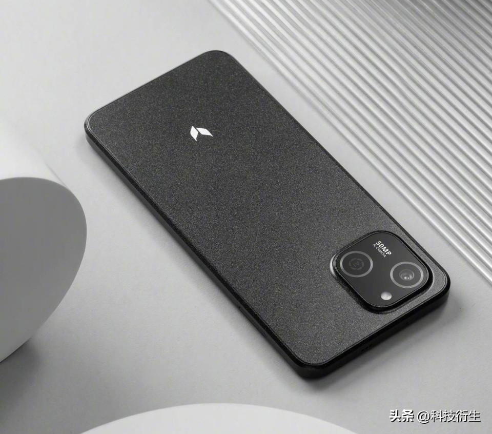 华为智选优畅享50plus5g手机是双卡,华为智选s7pro5g版是双模5g手机吗