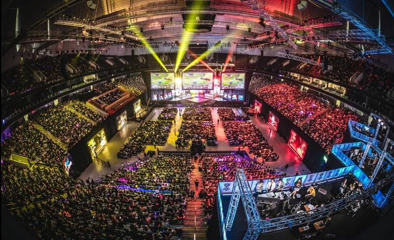 英雄体育投资商,英雄体育运营