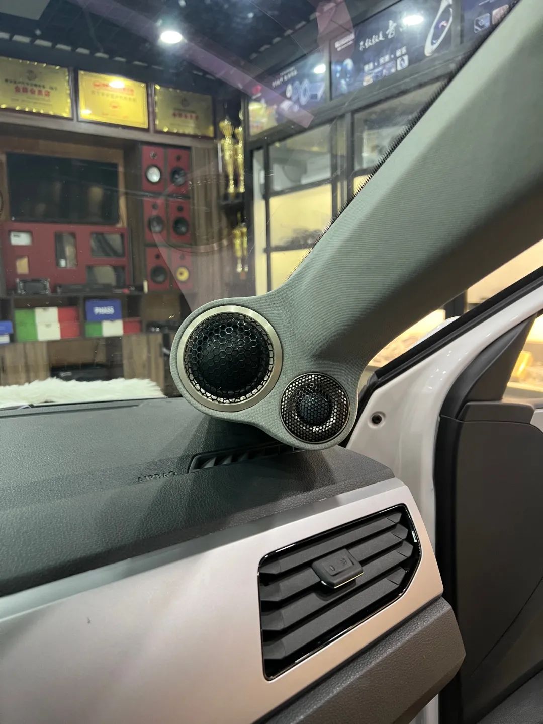 这台POLO，满足你听觉上的所有需求