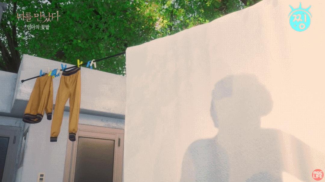 耗资7亿“复活”女儿后，她让患癌去世的母亲重生，惹哭网友：太心酸了