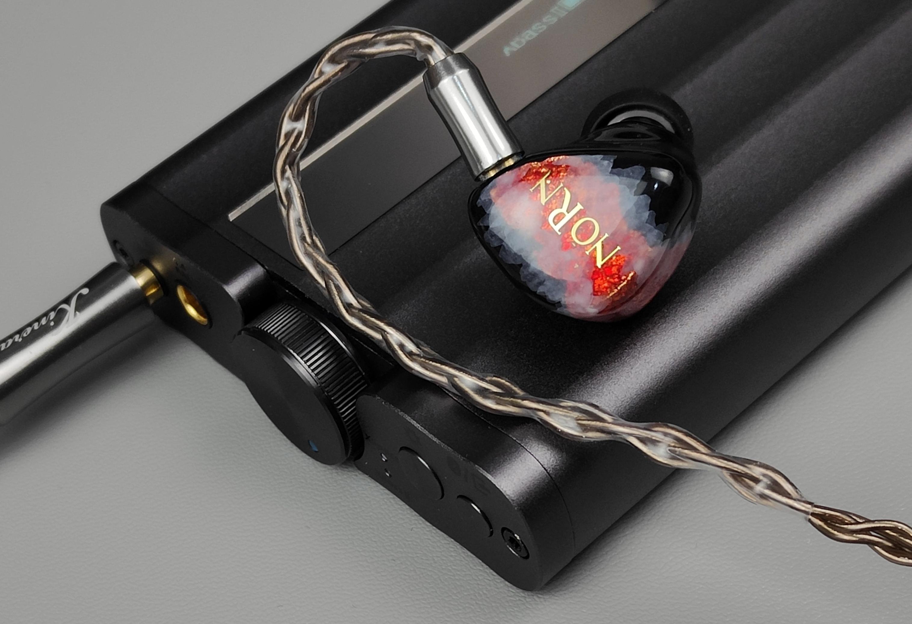 江湖人称“灰菠萝”——iFixDSDGryphon解码耳放把玩分享