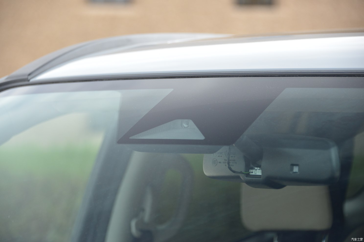 日产帕拉丁试驾视频,日产帕拉丁试驾