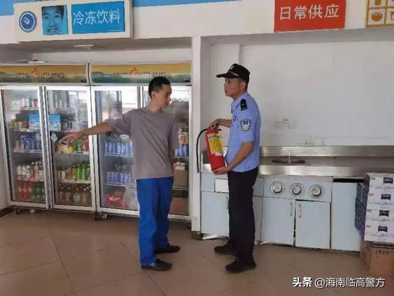 节日我在岗平安不打烊,节日我在岗国庆警相随守护不打烊