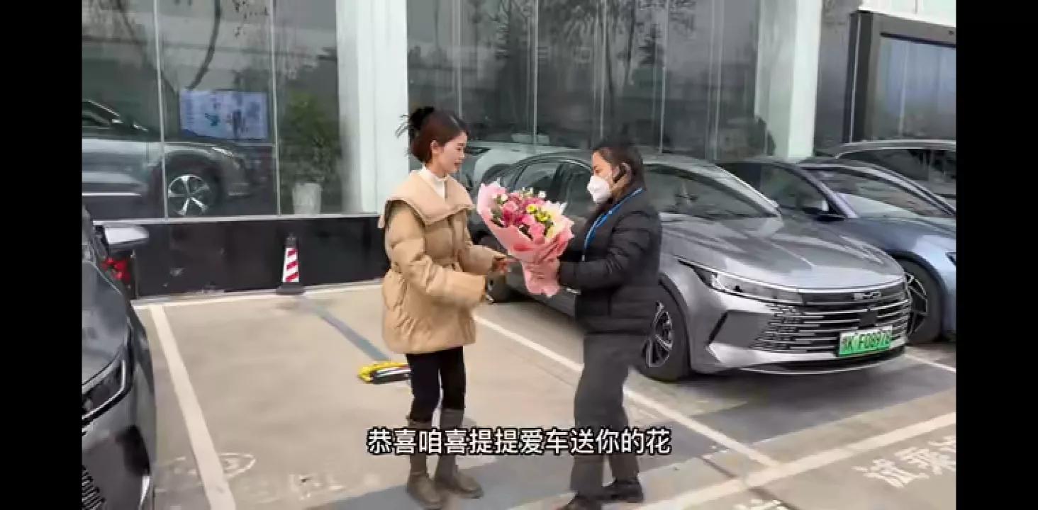 橘子带小贤去看房,橘子去看望小贤