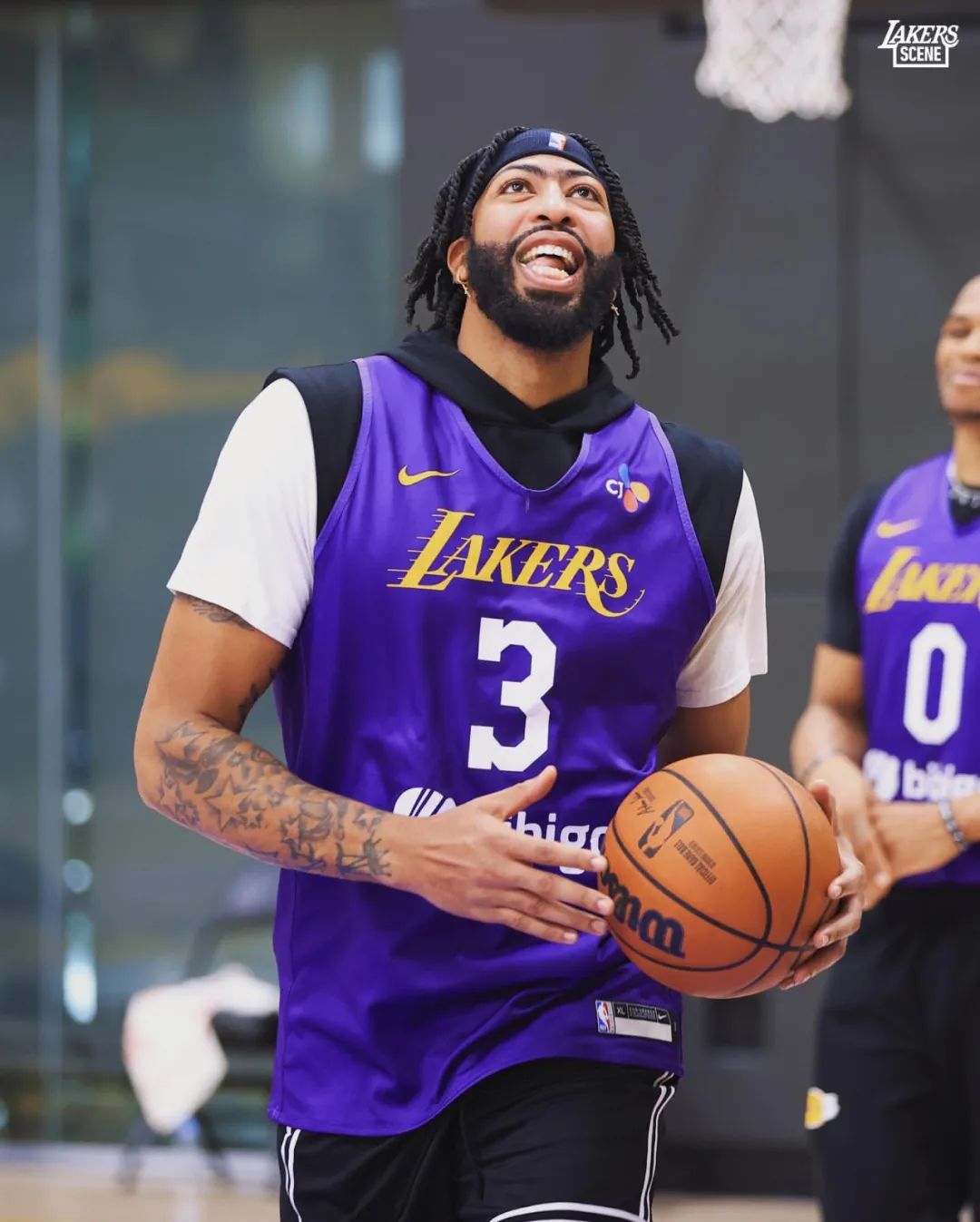 詹姆斯新签合同,詹姆斯两个儿子签约