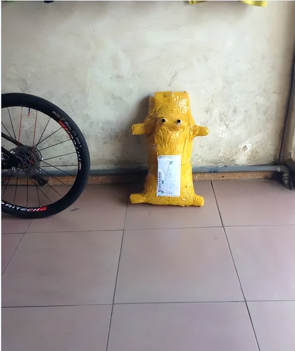 拆开快递的瞬间爽爆了,拆快递激动到无法说话