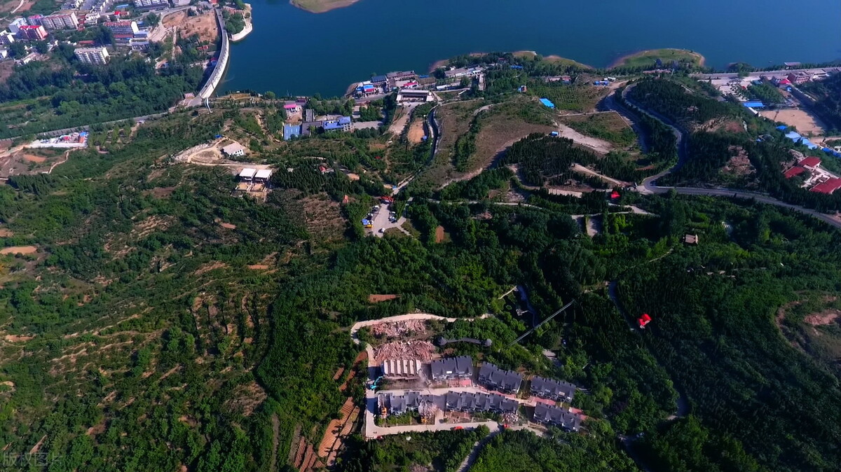 山东济南和青岛哪个更厉害,平阴和商河各方面对比