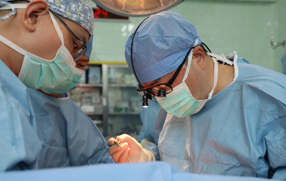 33岁男子主动脉夹层死亡,年轻男子突发主动脉夹层命悬一线