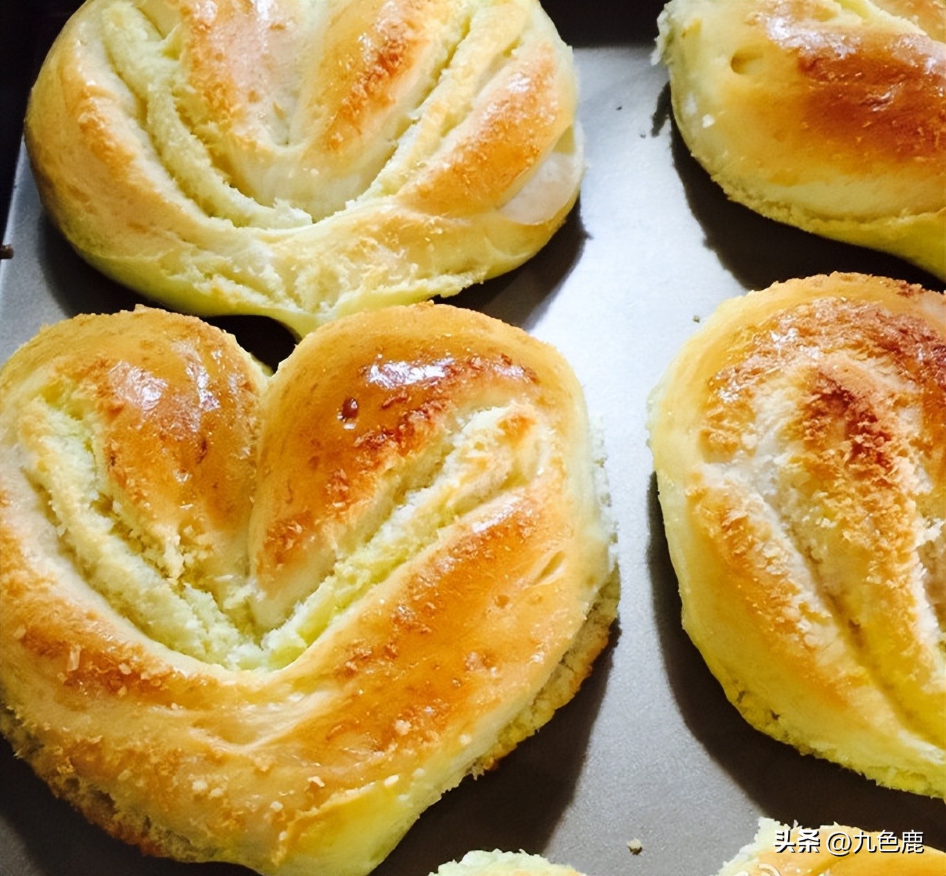 情人节给情人送什么小礼物最好,情人节给爱人做个蛋糕