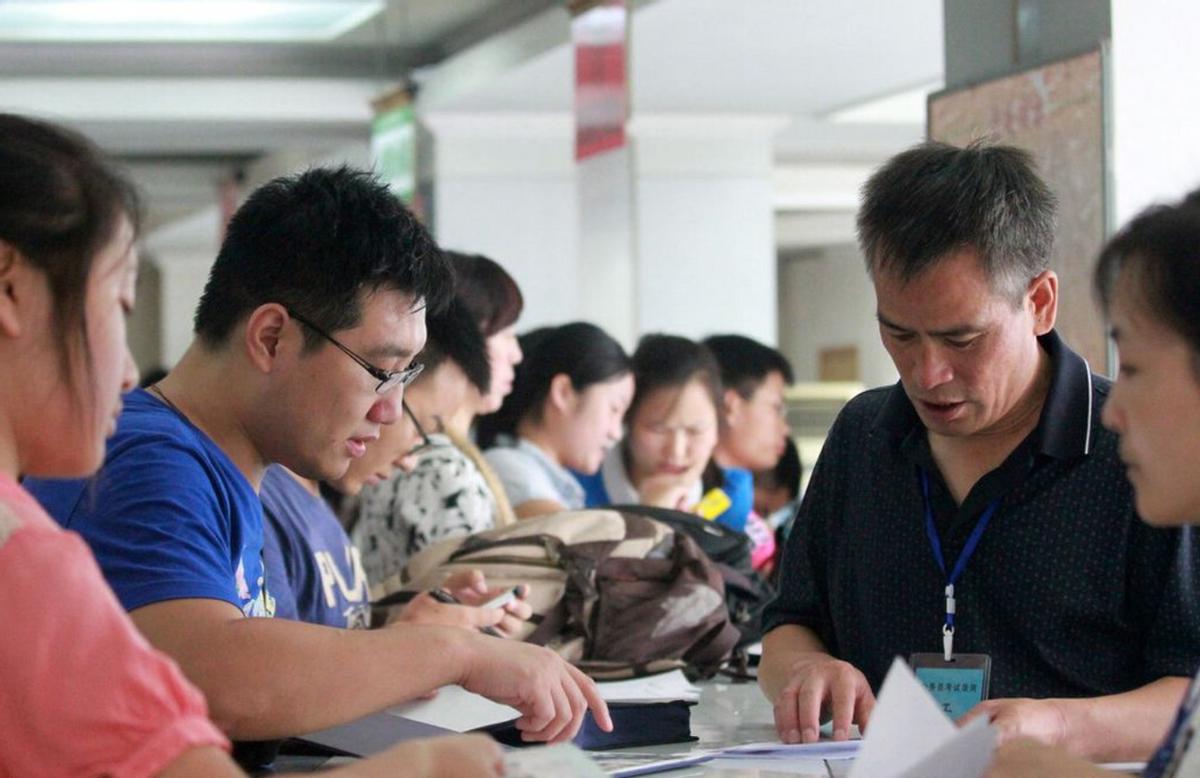 乡镇公务员值得去考吗云南,乡镇公务员好做什么