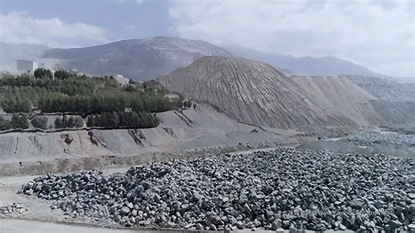 黑龙江发现石墨烯矿,黑龙江省双鸭山市发现超大石墨矿