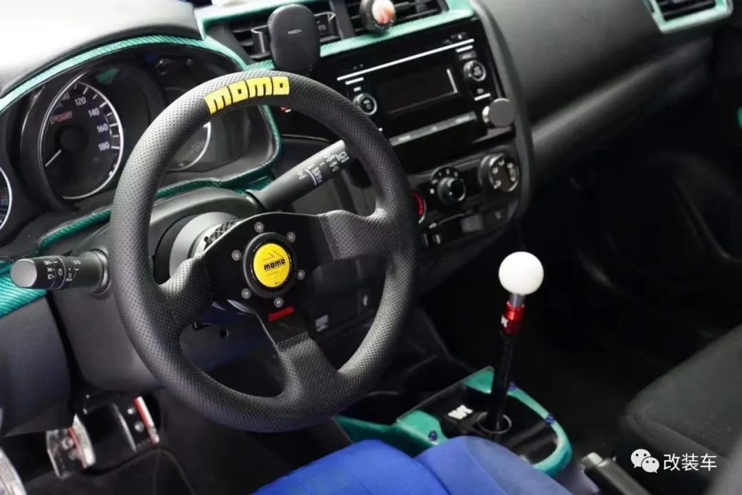 第四代全新飞度曾经的平民超跑gk5,18款本田飞度gk5舒适版改装