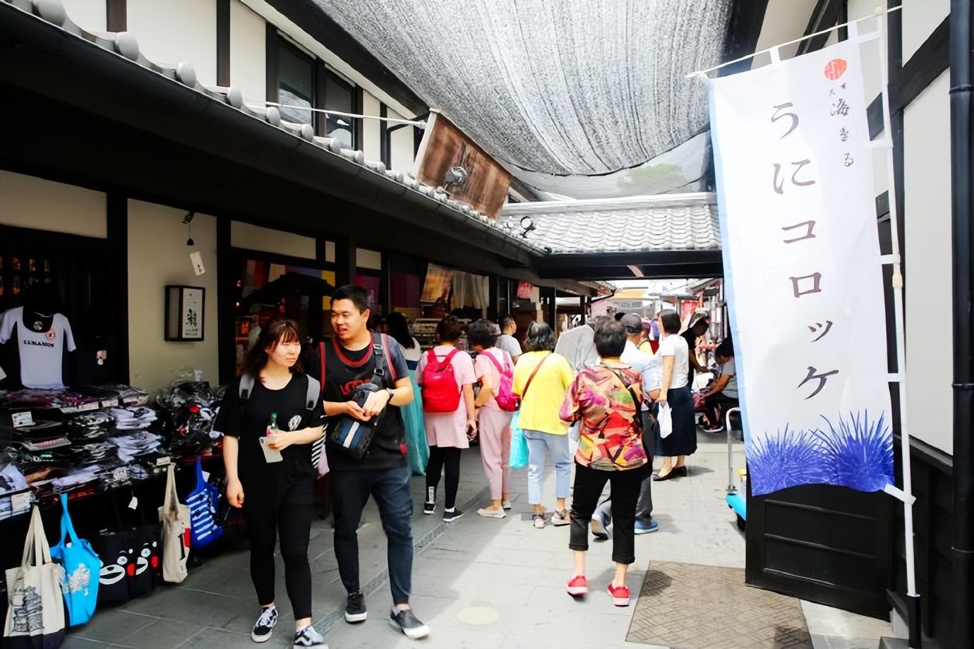 带孙女出去看世界,带着孙女看世界