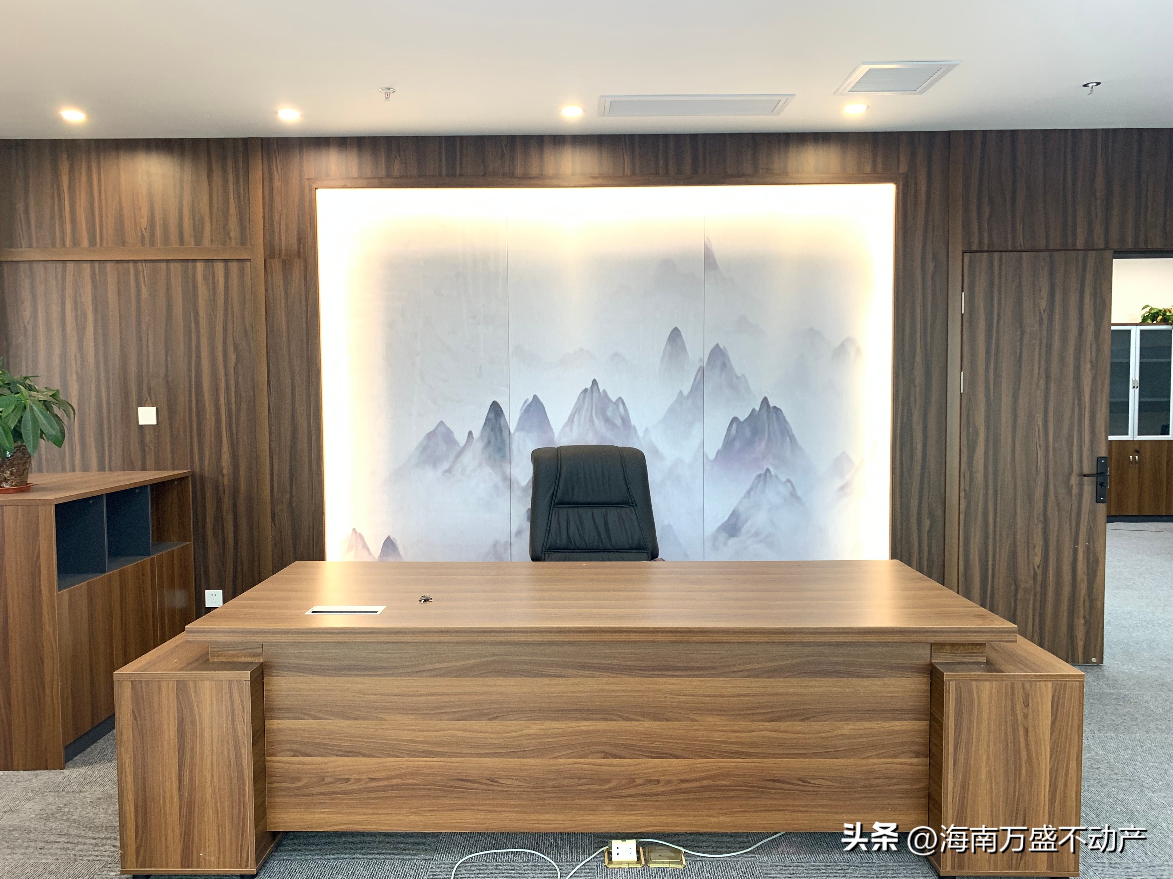 海口写字楼招商免租2-6个月,海口华润中心写字楼出租