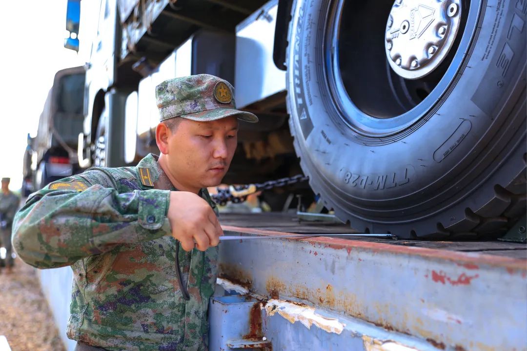 超燃的军体运动会,军体运动会燃爆视频