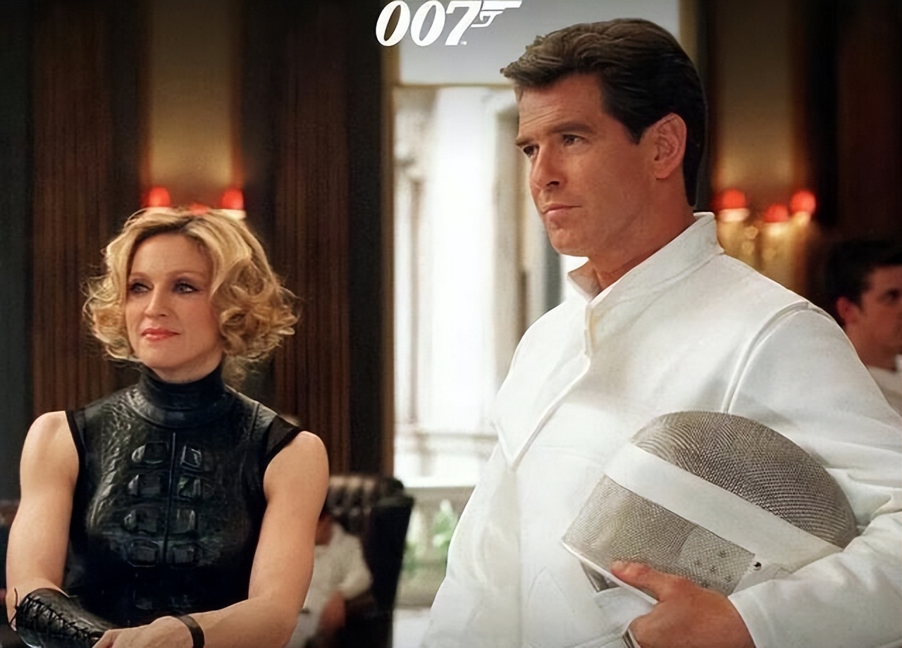 007黑日危机片尾曲,007黑日危机免费完整版