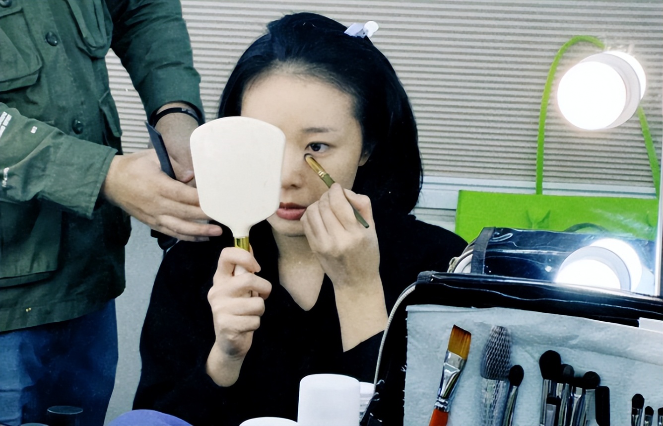 大嫂高叶刚翻红,大嫂高叶成名