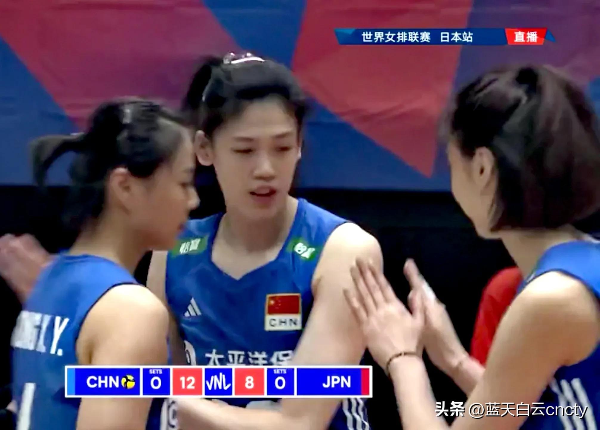 中国女排三比零战胜日本女排,中国女排3-0完胜日本女排回放