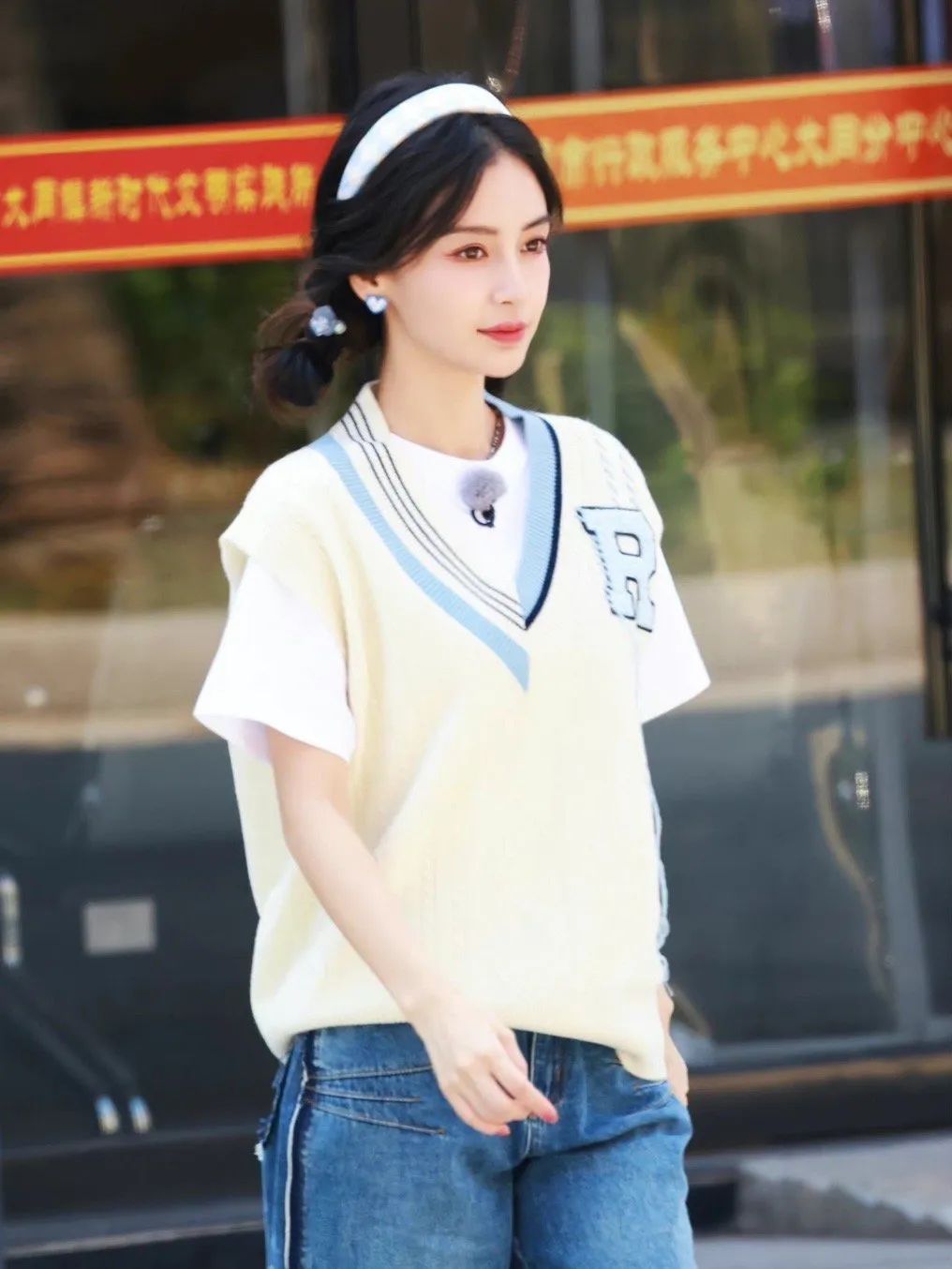 今年冬天流行显脸小的新款发型,今年流行的冬季发型减龄