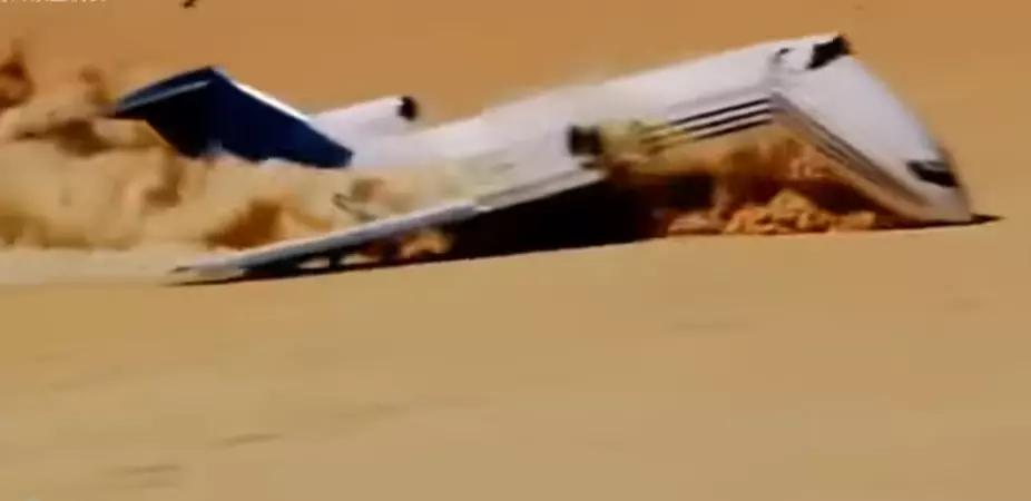 马航mh370坠毁前去向成谜,马航mh370起落架残骸被发现