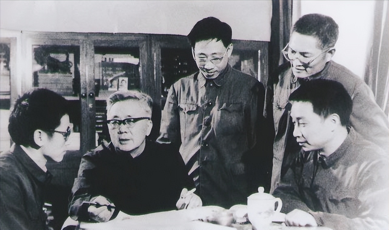 钱学森是中国最牛科学家吗,中国最厉害的三个院士钱学森