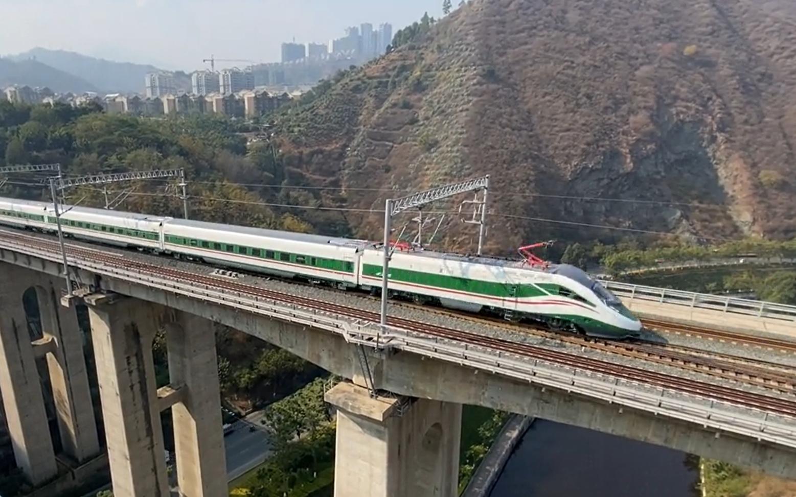 新成昆铁路动车票价是多少呢,新成昆铁路成都至昆明动车票价