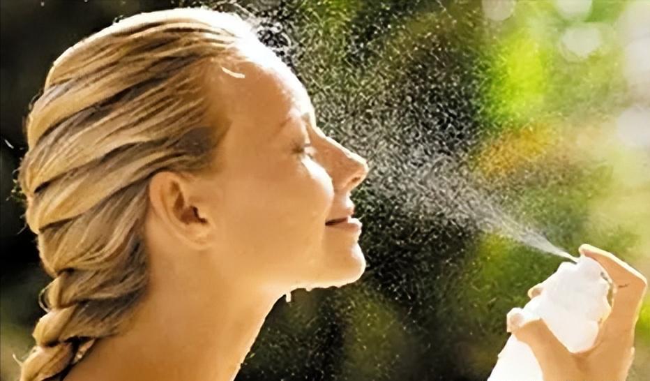 为什么用完洗面奶脸部泛红起皮,为什么用完洗面奶后脸更黑了