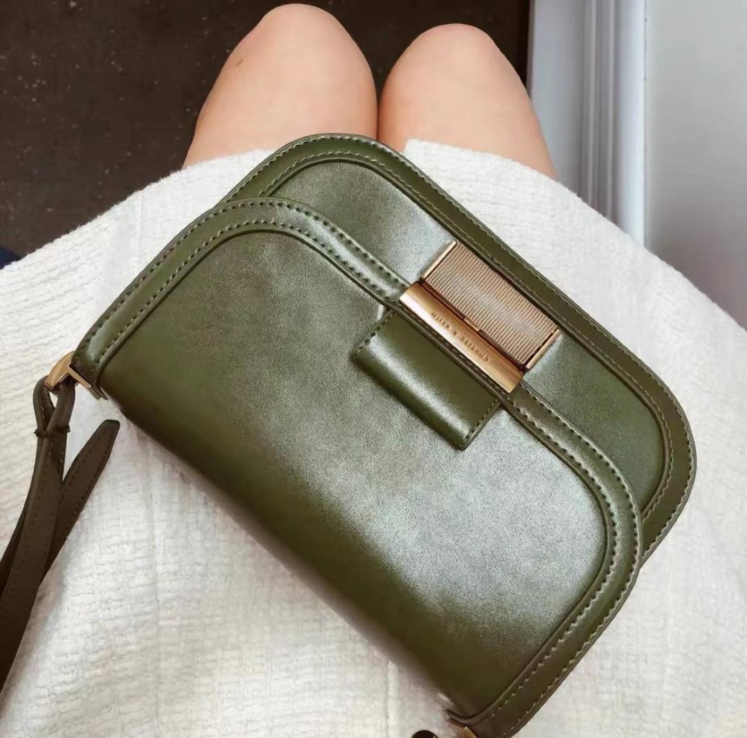 百元休闲包,适合年轻人背的可爱包