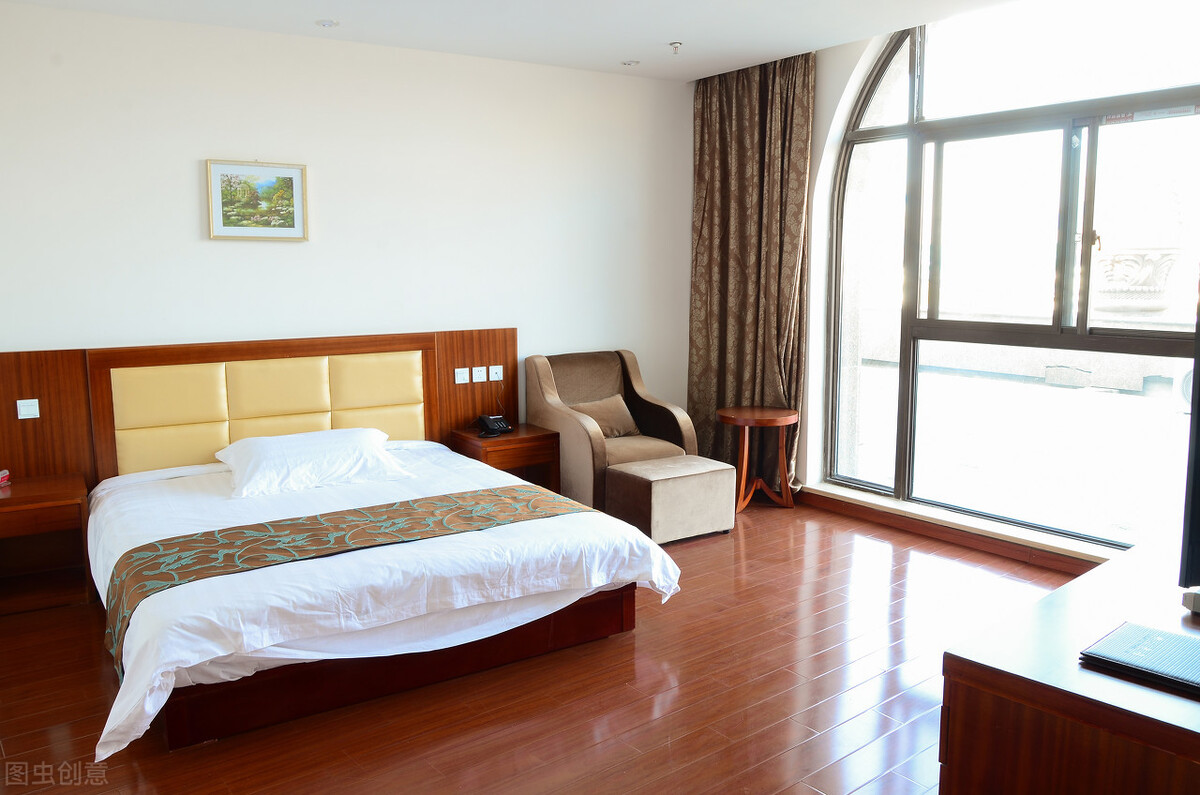 男生裸睡不盖被子有什么好处,男性裸睡对早泄治疗有什么好处