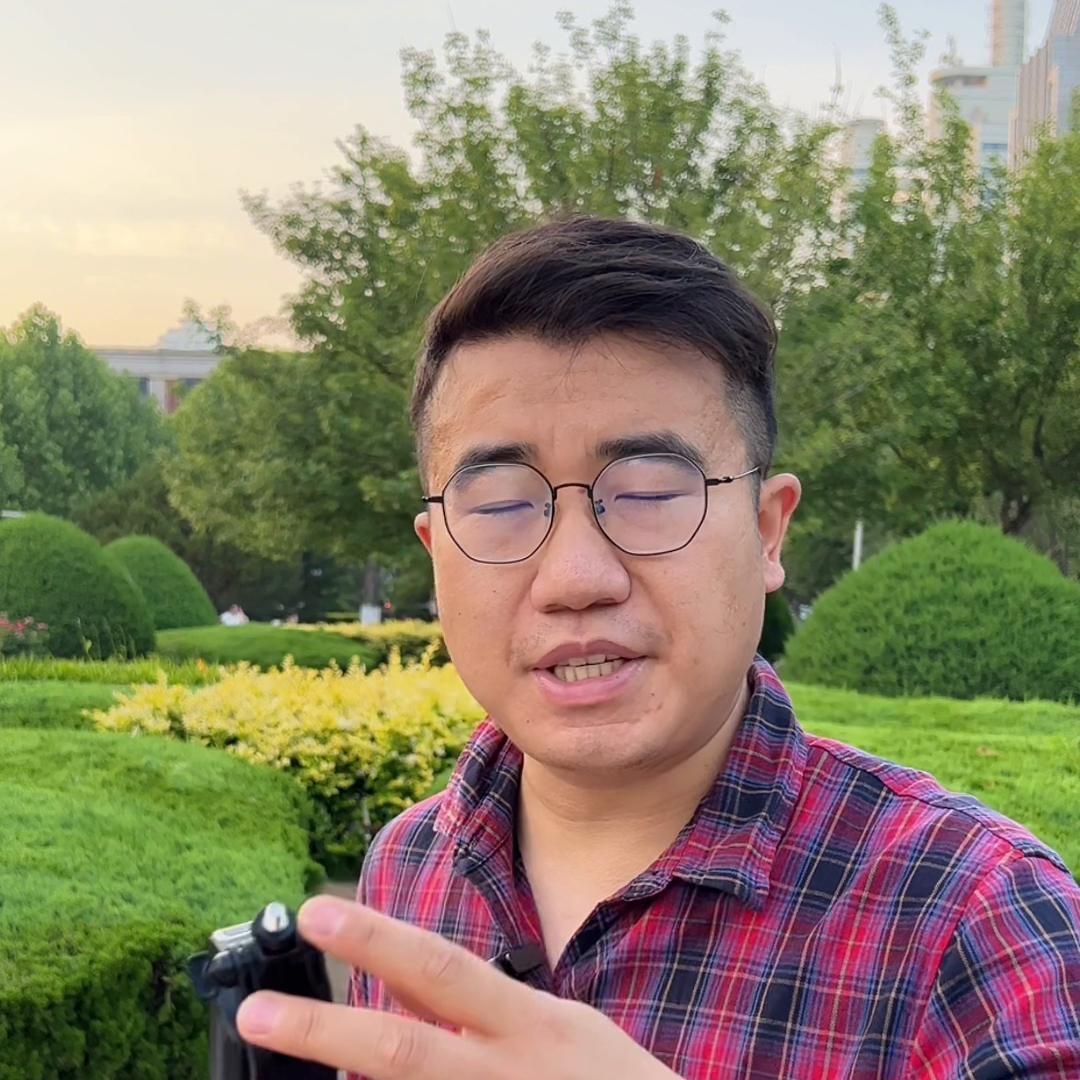 十几块钱的自拍杆三角支架能用吗,便宜多功能手机支架自拍杆