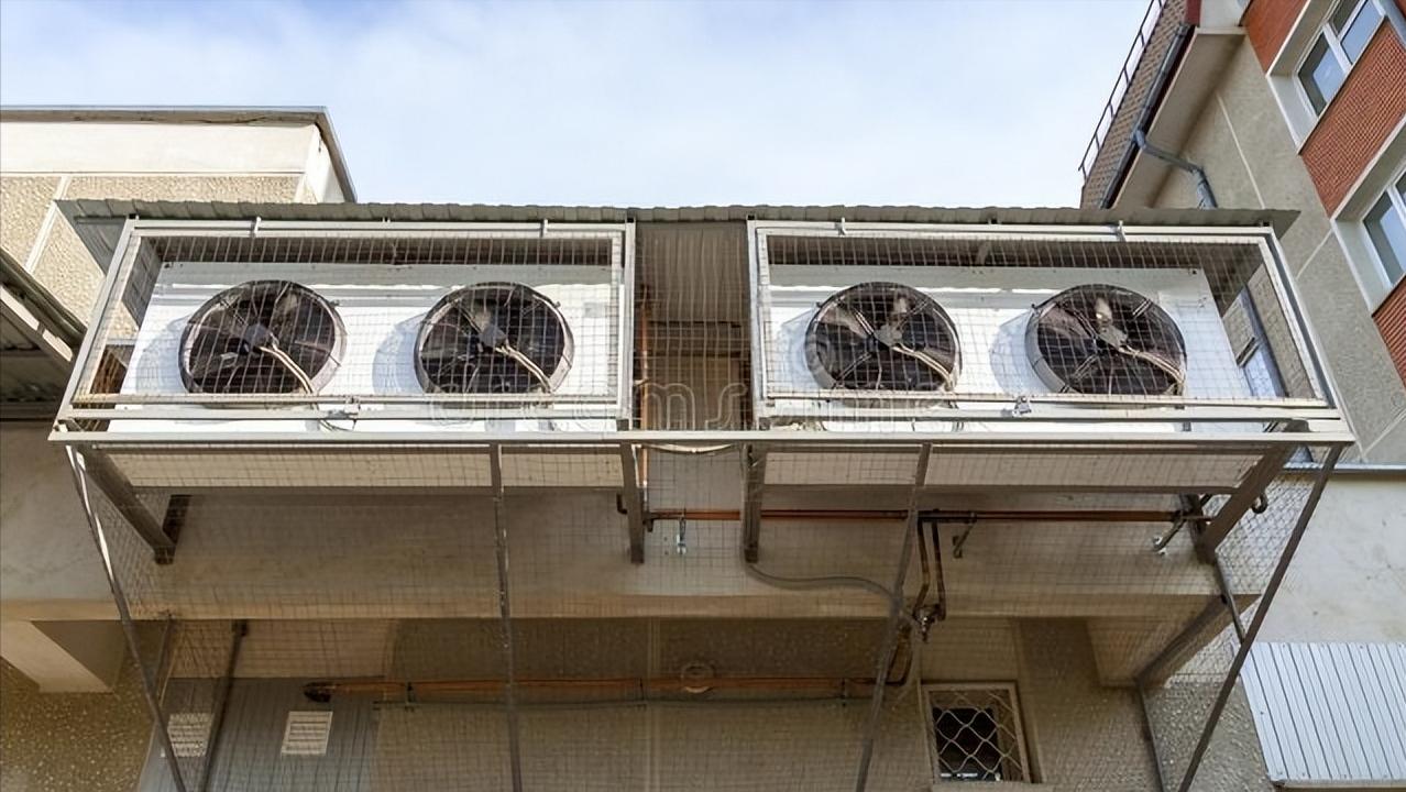 空调维修猫腻多,空调维修师傅一般检查费用