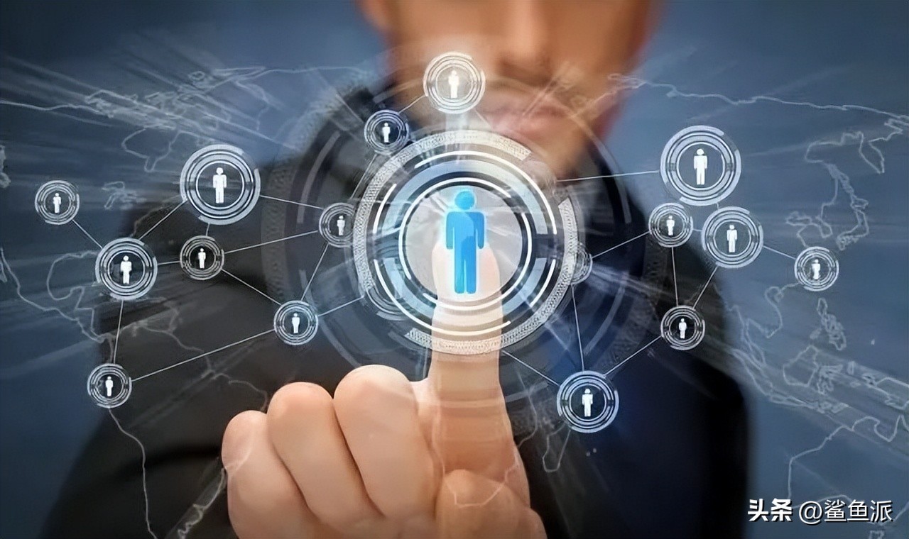 鲨鱼哥:人到中年遭遇职场危机,如何开创人生第二曲线