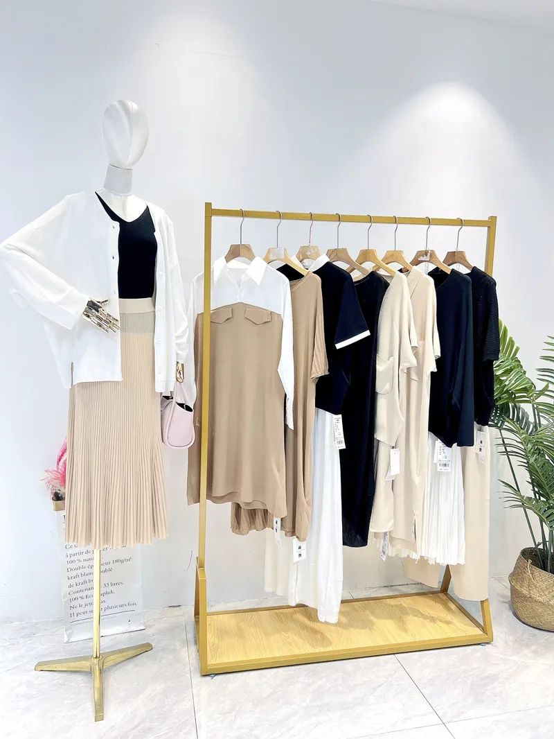 宝姿中年连衣裙女装,宝姿女装纯色连衣裙