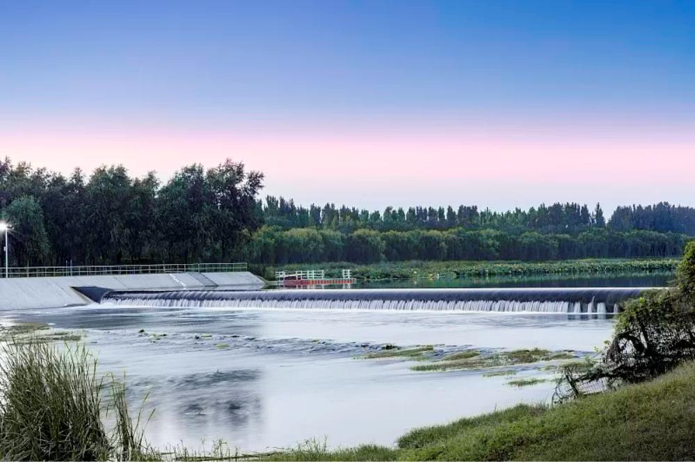 土石坝与重力坝拱坝作比较,混凝土坝土石坝重力坝区别