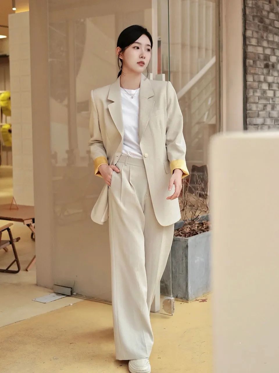 2023潮款早春百搭外套,2020春天穿这4件外套太好看了