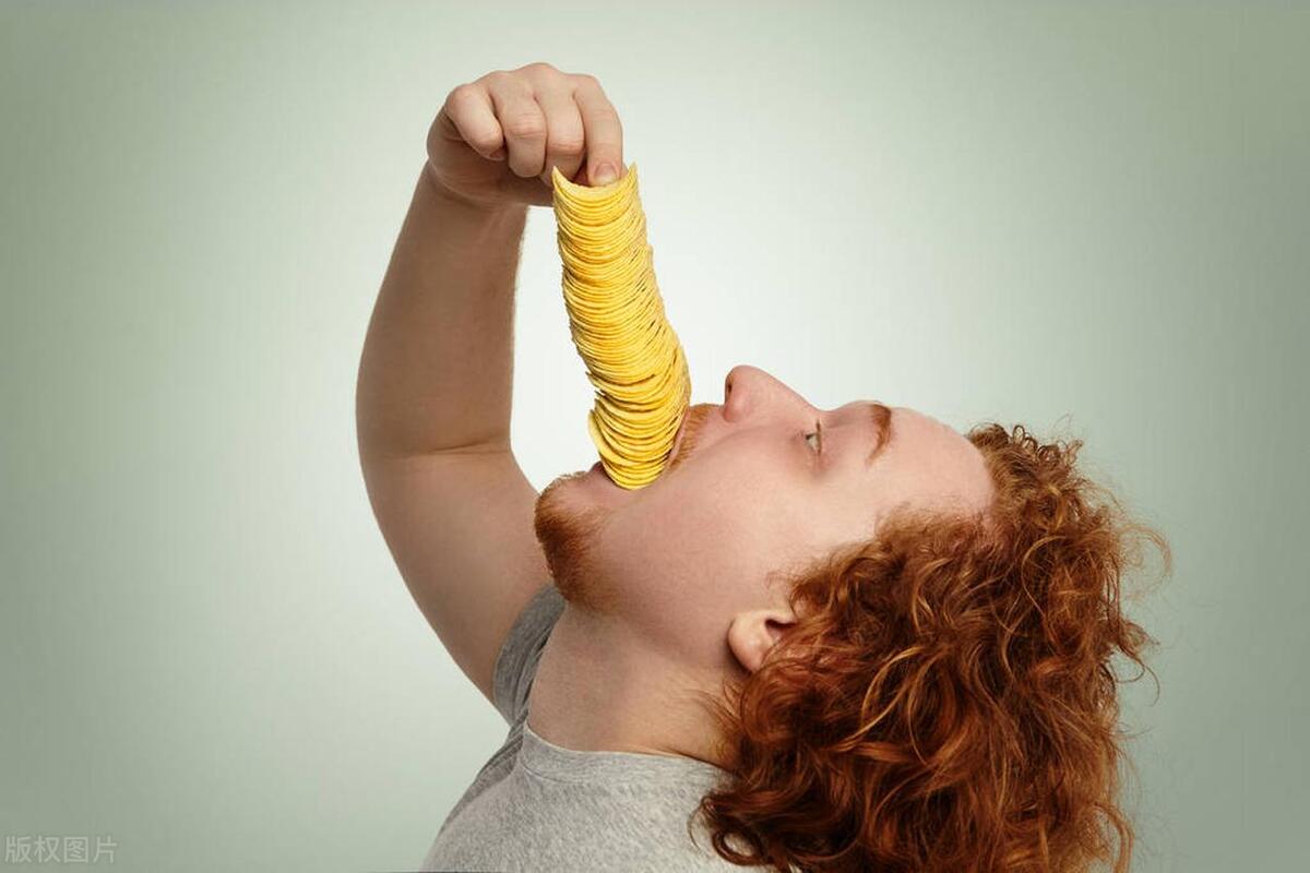 这三种臭屁可能是疾病的前兆,警惕出现这几种屁可能是疾病信号