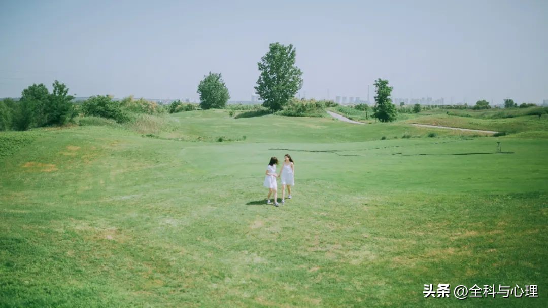 看不惯一个人说明自己也有问题,要是看不惯一个人怎么办