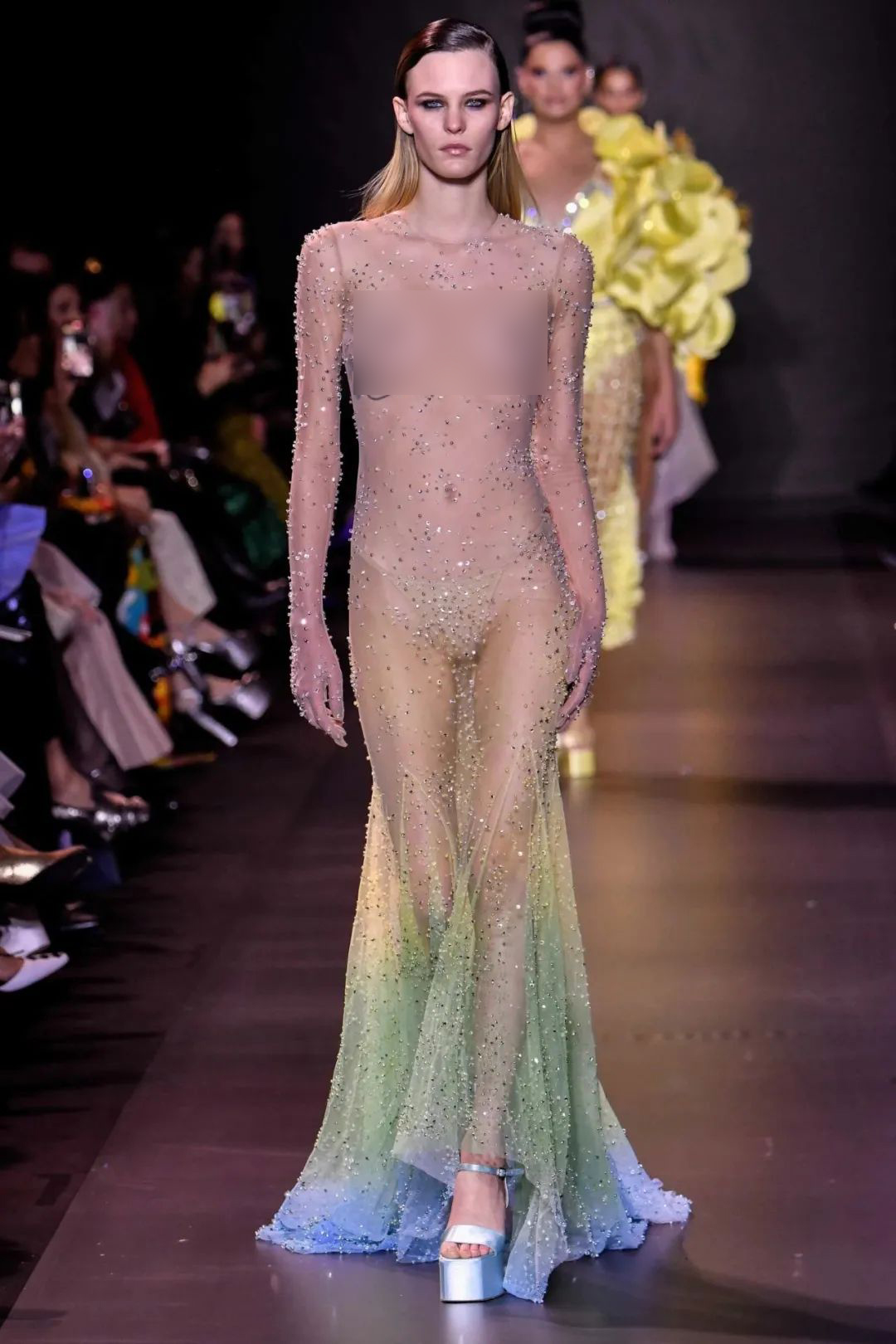 georgeshobeika2018时装秀完整版,georgeshobeika2018年的秀场