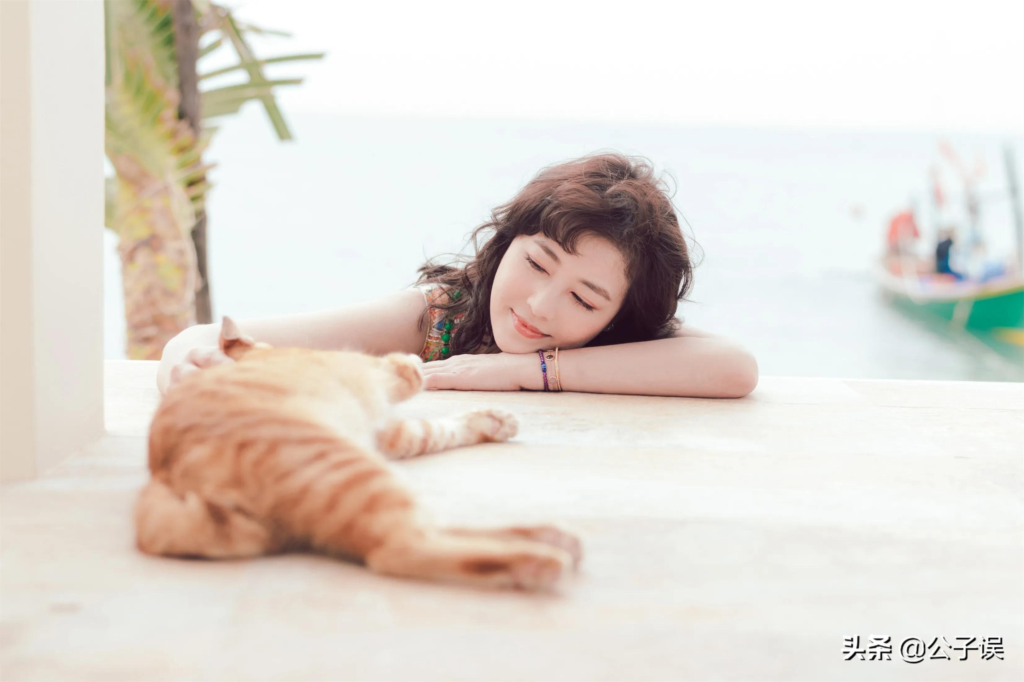 周海媚和吕良伟婚姻维持多久,周海媚谈吕良伟婚姻视频