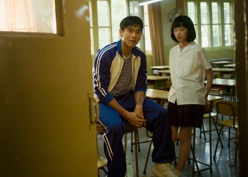 青春电影为何如此卖座？你是否还在回忆《匆匆那年》？