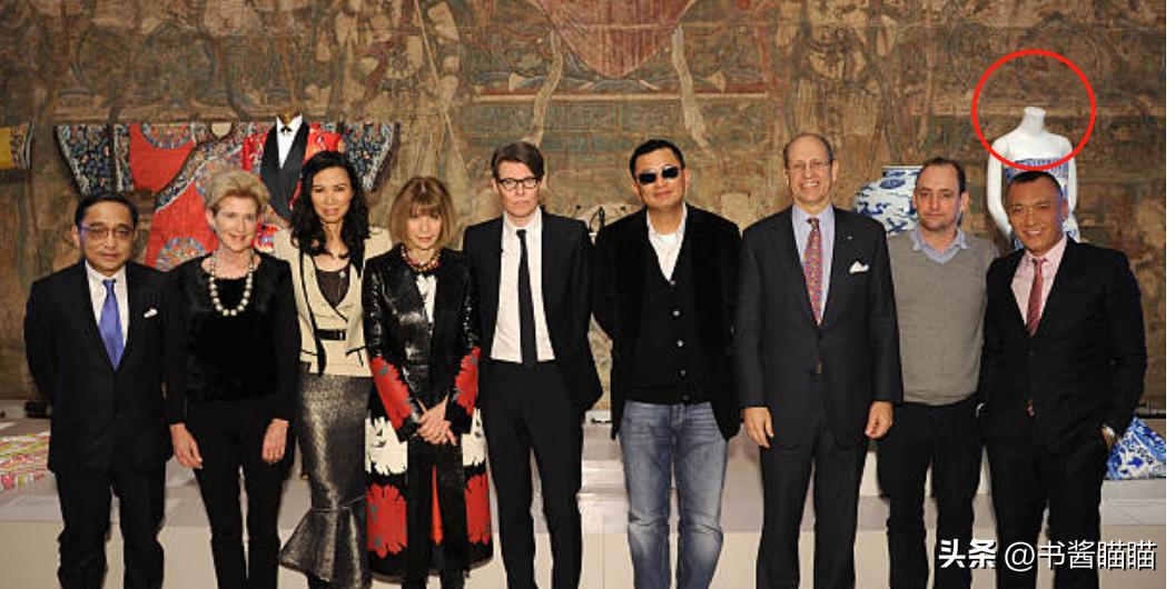 外*旗国**袍美人：帕丽斯现买现穿，妮可不输张曼玉，娜塔莉气质变了