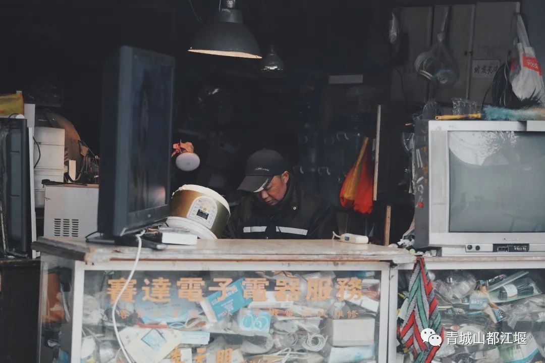 超安逸！水灵妹带你打卡都江堰6条烟火气十足的老街，告别喧嚣和浮躁，邂逅静美冬日~