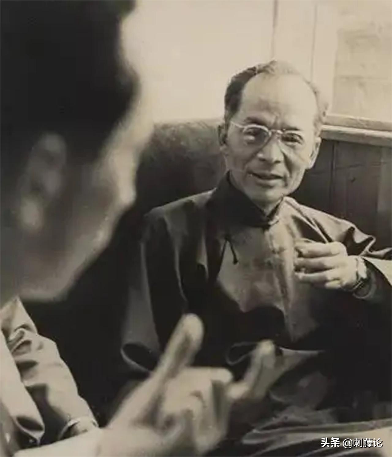 张爱玲死后多长时间才被人发现,张爱玲为什么疯狂搬家