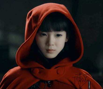 笑话，内娱什么时候敢捧她？