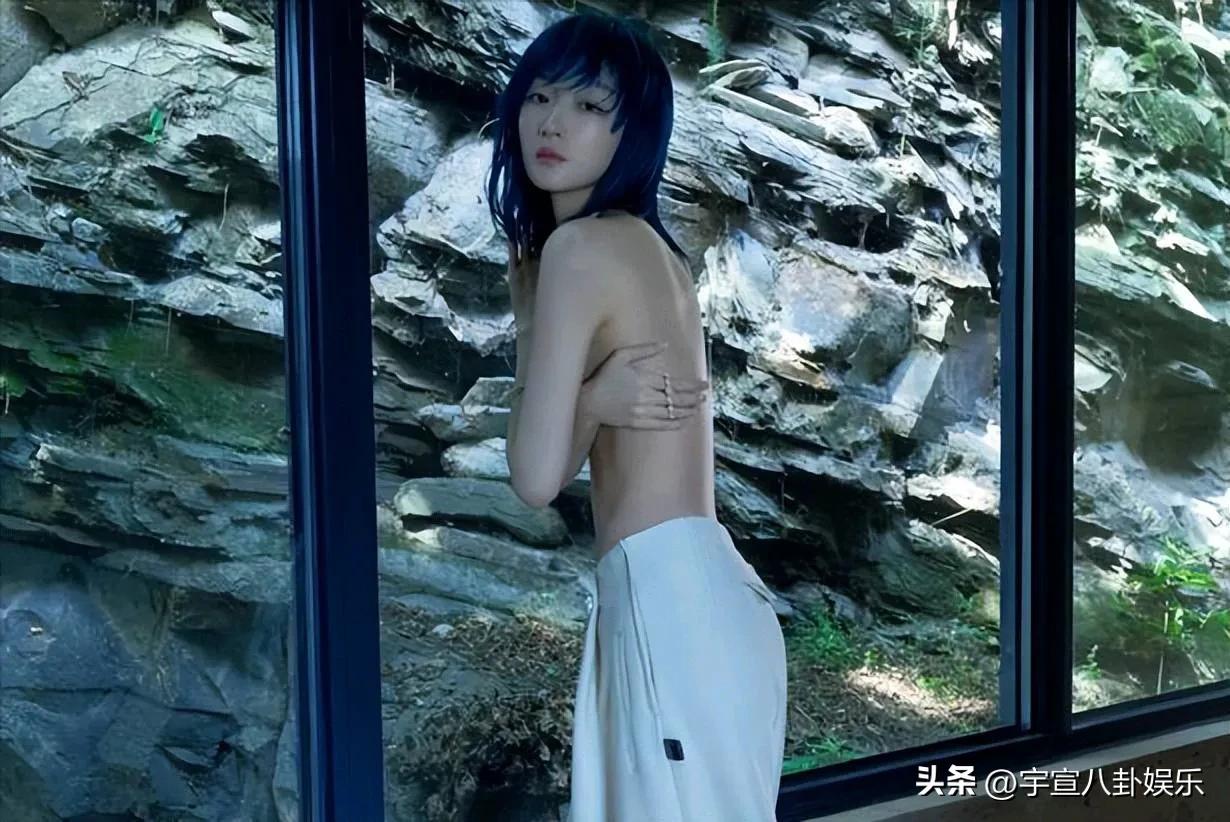 周冬雨正面写真,周冬雨惊艳写真身材