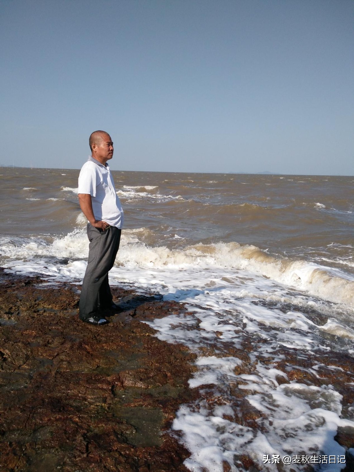 光猫路由器和电脑路由器区别,电脑连接光猫和路由器区别