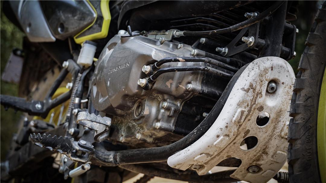 能上路的250cc摩托跑车,能跑250迈左右的摩托车